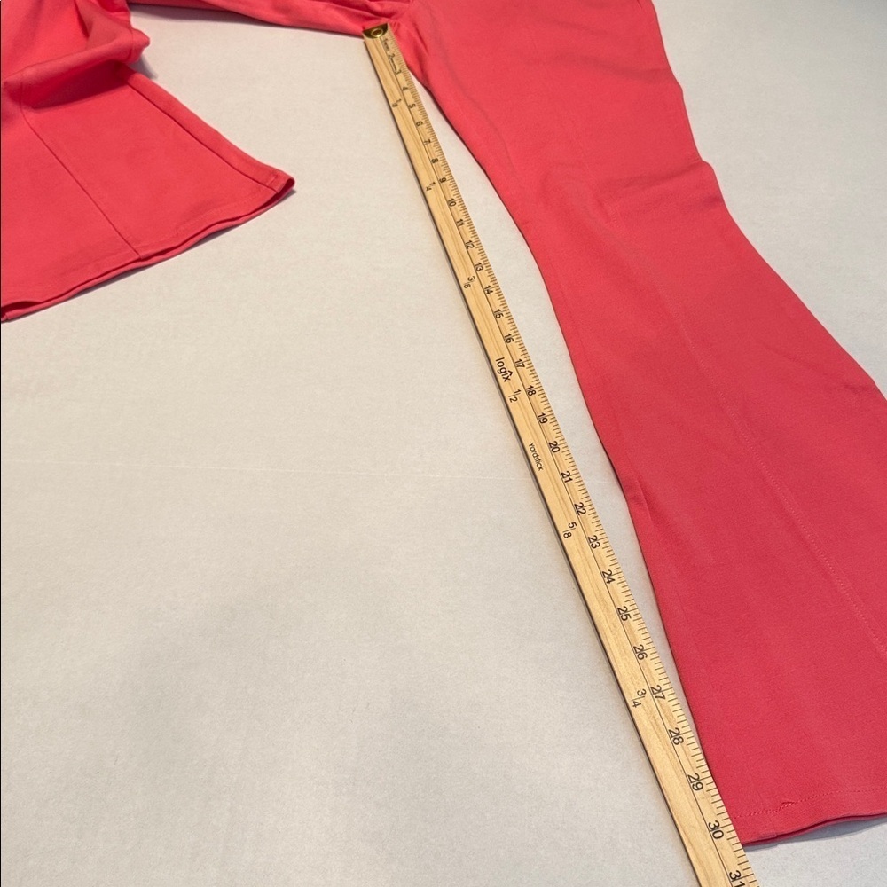 NWT Dear Scarlett Coral Magic Kick Flare Pants Size S - Picture 7 of 11